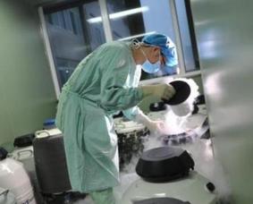 广州哪家医院代生儿子多少钱做的好？能做三代试管代怀生男孩的医院