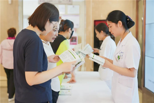 广州第三代试管代怀费用高吗费用大概多少？10万够不够？